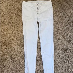 White American Eagle jeans
